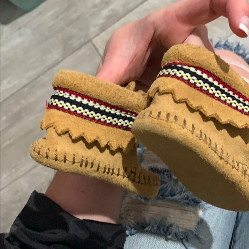 Baby Moccasins - Picture 2 of 9